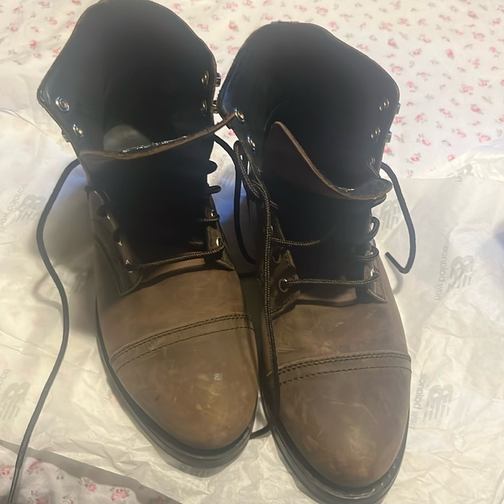 Boots 🥾